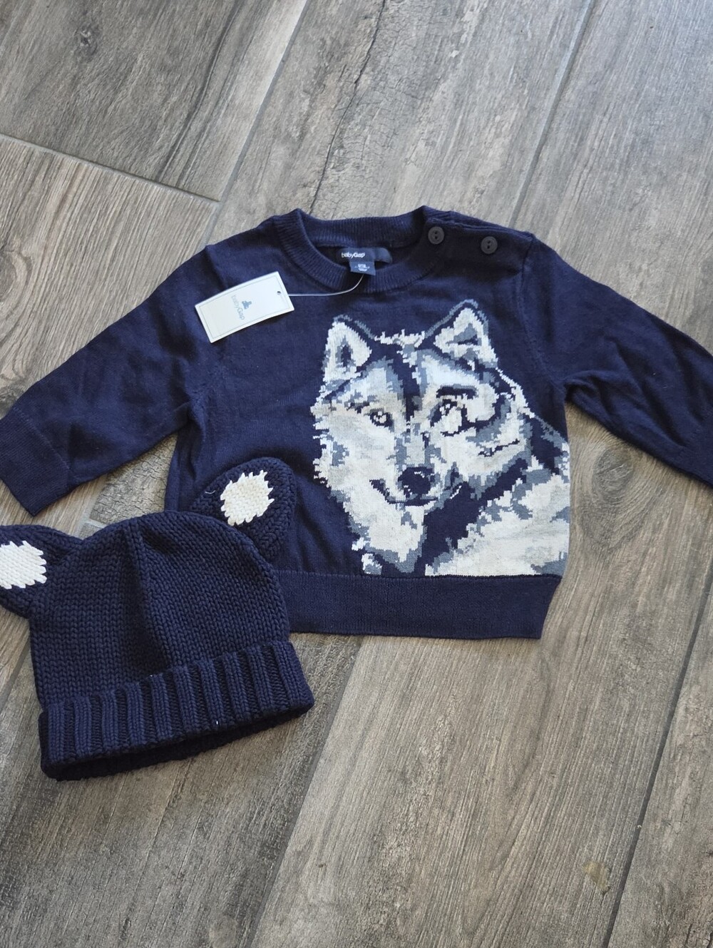 GAP Baby NWT/EUC 3-6 Months Navy Wolf Intarsia Sweater and Hat